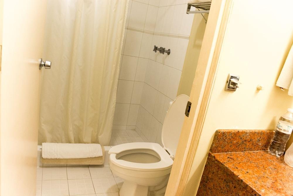 Hafersons Inn Hotel & Suites シウダード・マデロ エクステリア 写真