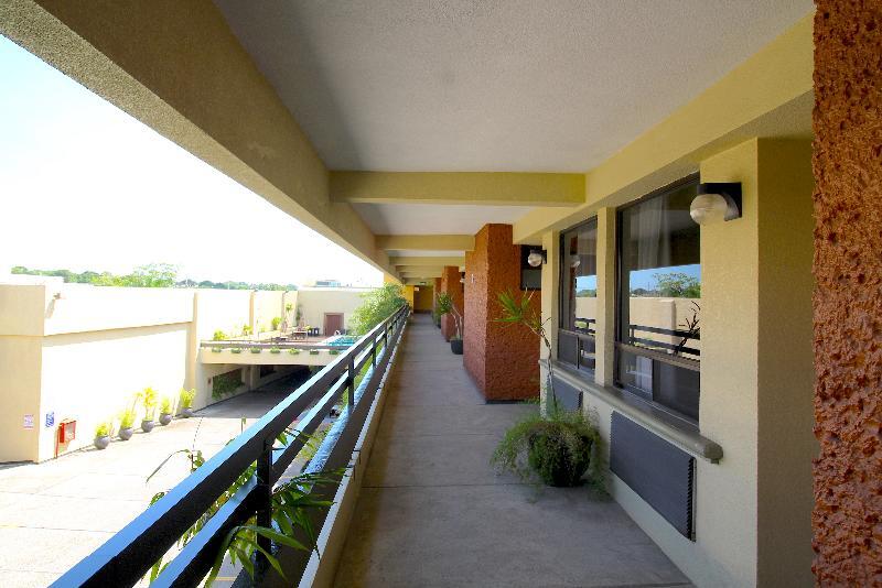 Hafersons Inn Hotel & Suites シウダード・マデロ エクステリア 写真